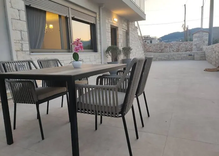 Ioanna 1 * Ханья (Крит)