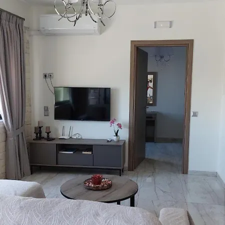 Ioanna 1 * חאניה