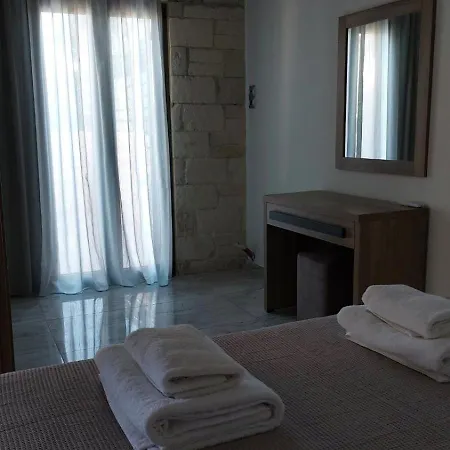 Apartment Ioanna 1 *